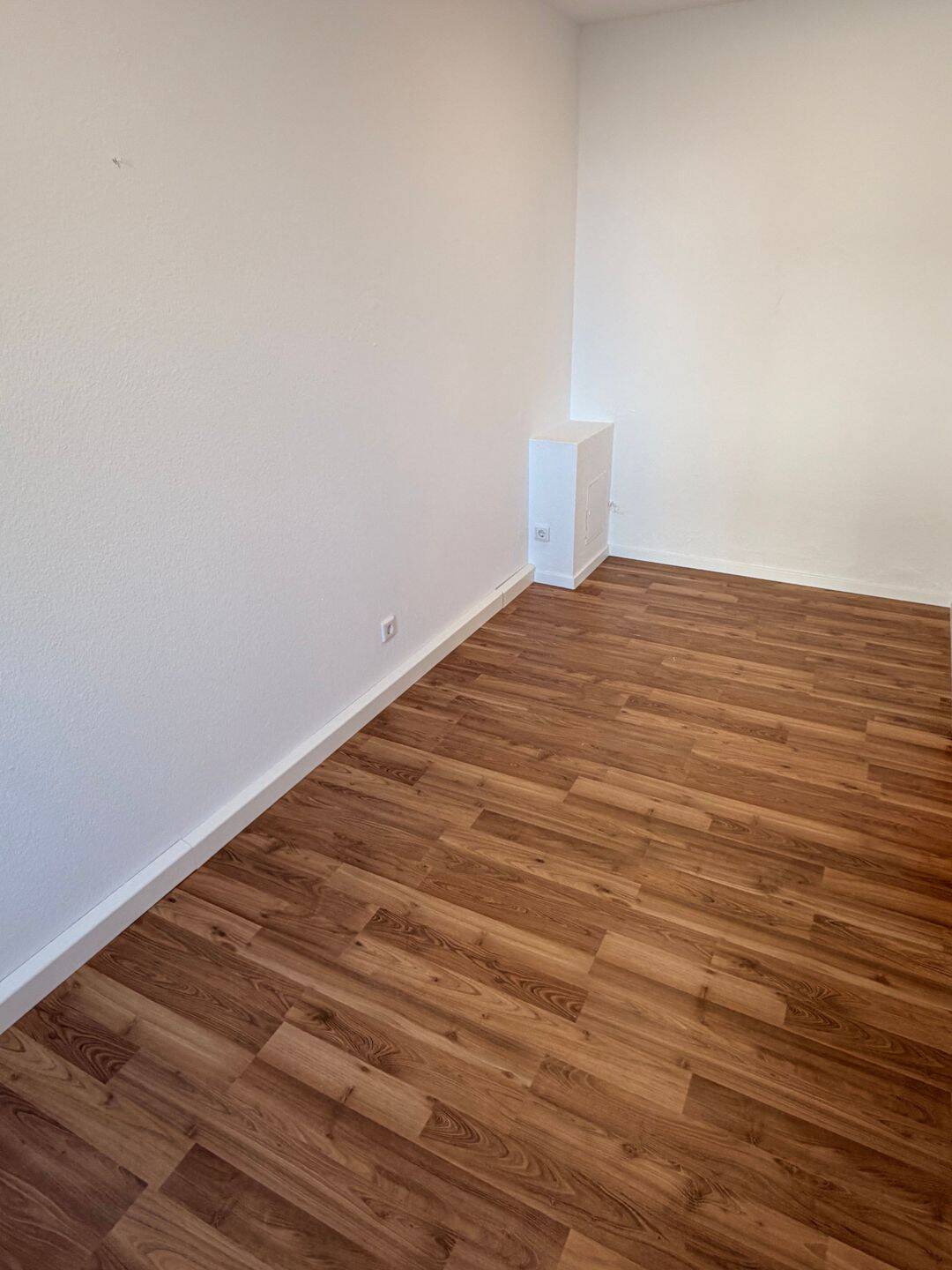 3 Zimmer Wohnung mit Terrasse und neuer EBK in 90441 Nürnberg – Nürnberg – Vorschaubild 7