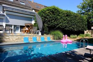 Exklusive Wohlfühloase in GE-Resse: 214 m² Luxus, Schreiner-Einbauten & traumhafter Naturpool
