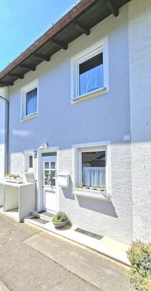 Seltene Gelegenheit: Ruhiges Reihenhaus in Ramersdorf. Provisionsfrei, grün & top angebunden – 81735 München – Vorschaubild 2
