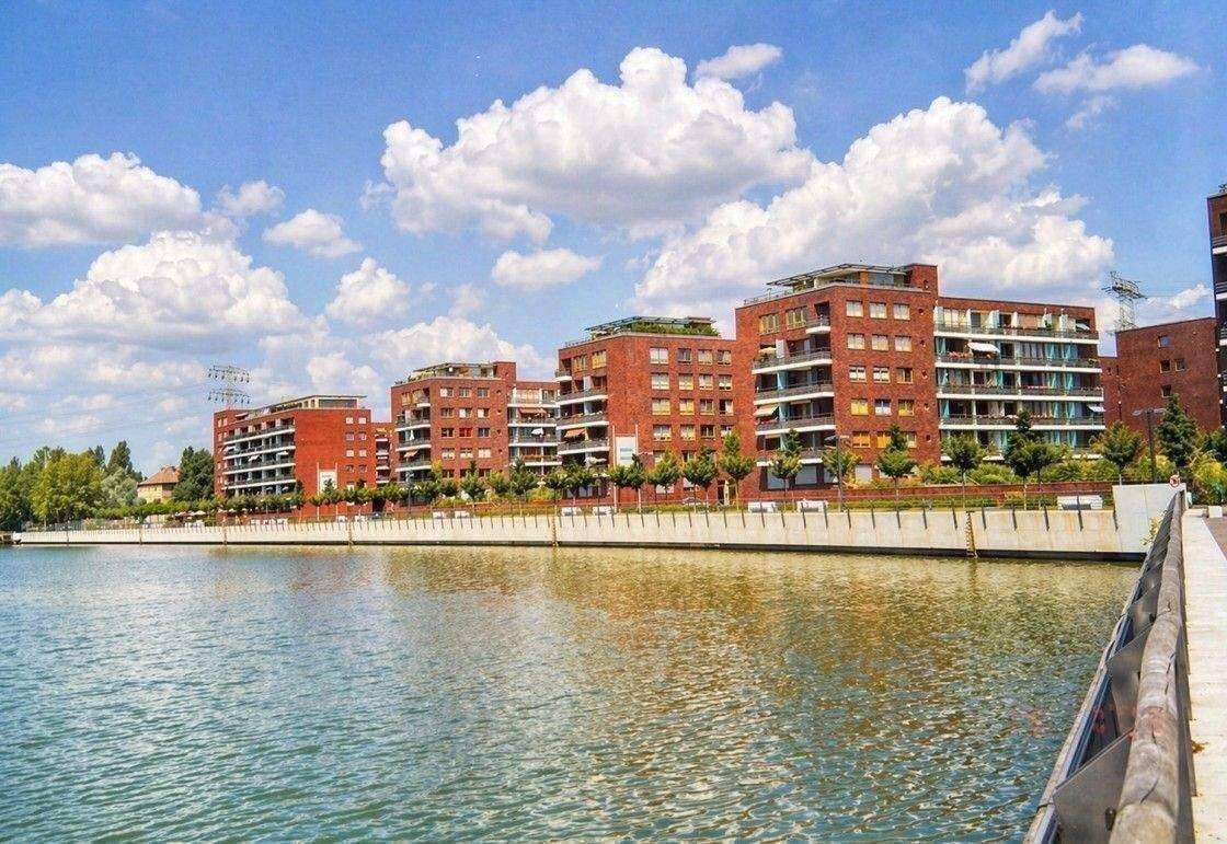 Balkon mit Wasserblick - 3 Zimmer mit Tageslichtbad, EBK und Stellplatz - aktuell vermietet – Berlin – Bild 1 von 6