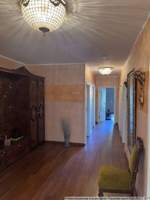Exklusive 4 Zimmer Wohnung mit großer Terrasse in Plauen! – 1187 Dresden – Vorschaubild 4