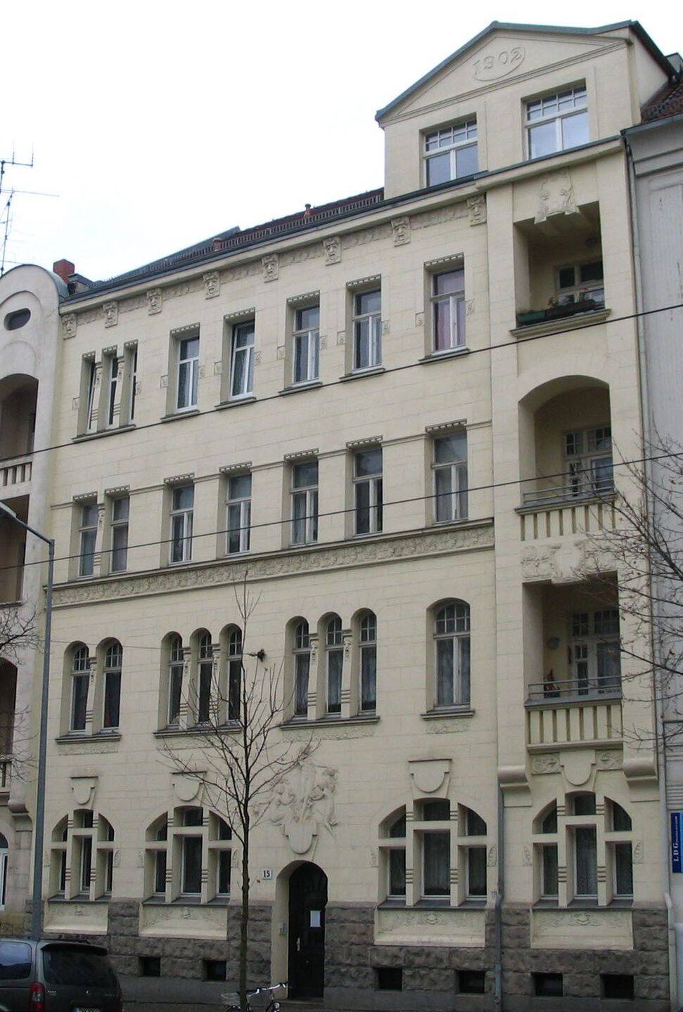 3-ZKB, 3.OG, 2x Balkon, KM 700 € + Duplex Stellplatz