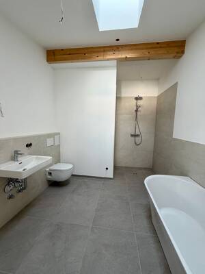 Bezugsfertiges KfW 40 Penthouse mit weitläufiger Dachterrasse und hochwertiger Ausstattung – 85055 Ingolstadt – Vorschaubild 7