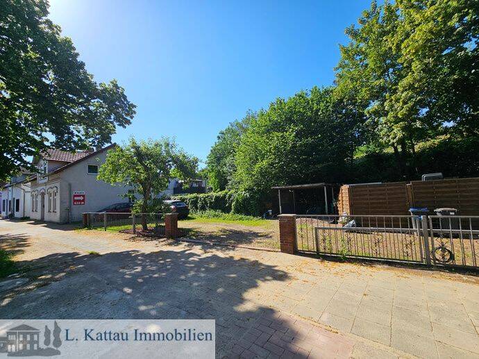 G 24 LESUM- sanierungsbedürftiges Mehrfamilienhaus - 3 Eigentumswohnungen als Gesamtpaket zu verkaufen – Bremen – Vorschaubild 2