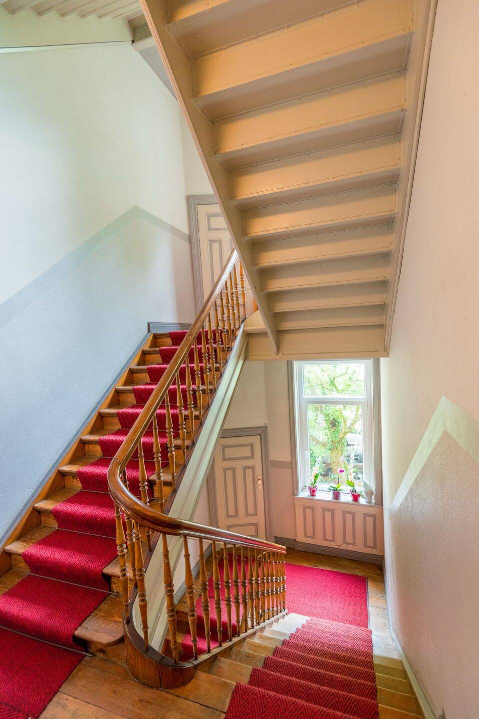 Zentrale Altbauwohnung mit Doppelgarage und Dachterrasse – Kiel – Vorschaubild 4