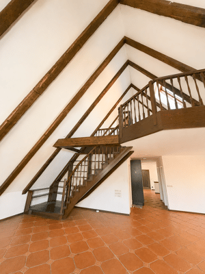 Großzügige Maisonette-Wohnung zur Miete im Herzen der Weidener Altstadt // Schulgasse 2