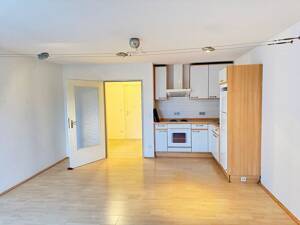 Ein-Zimmer Apartment mit EBK - Balkon - Duplexparker - Kellerabteil