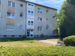** Sommeraktion** - Gut aufgeteilte Dachgeschosswohnung mit Balkon in Essen Dellwig – 45357 Essen – Vorschaubild 3