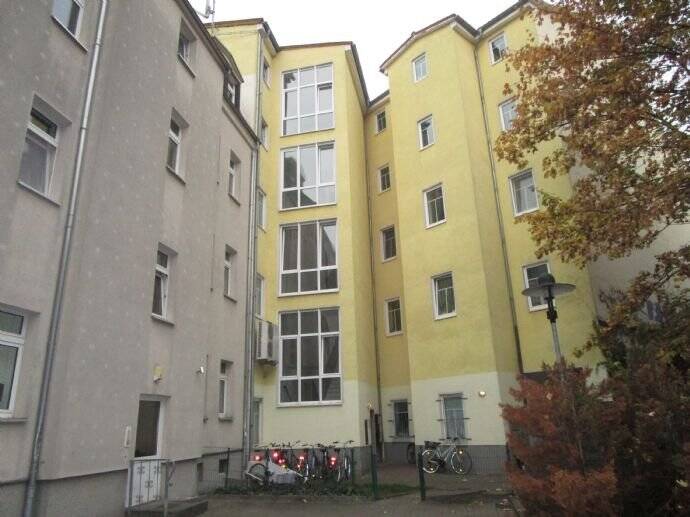 Helle und geräumige 1-Raum-Wohnung in Reudnitz mit Küchenzeile – Leipzig – Vorschaubild 2