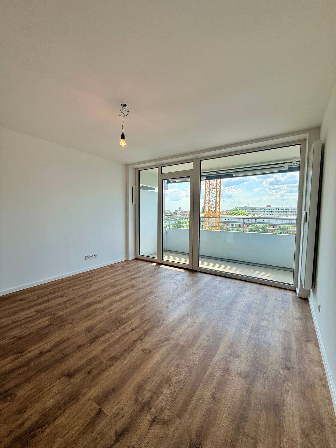 Sofort einziehen im LEO 202 - Design-Apartment am Schwabinger Tor mit SKY-Lounge – München – Vorschaubild 4