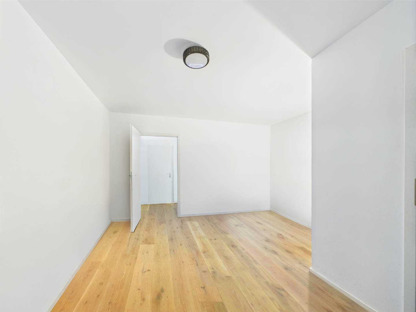 Modernisierte Singlewohnung mit gehobenem Wohnkomfort – München – Vorschaubild 3
