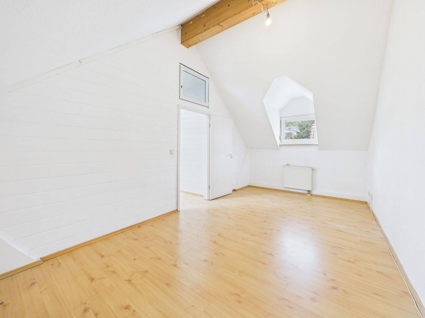 Ruhige Lage in Mainz Laubenheim mit Terrasse, Balkon und eigener Garage – Mainz – Vorschaubild 8