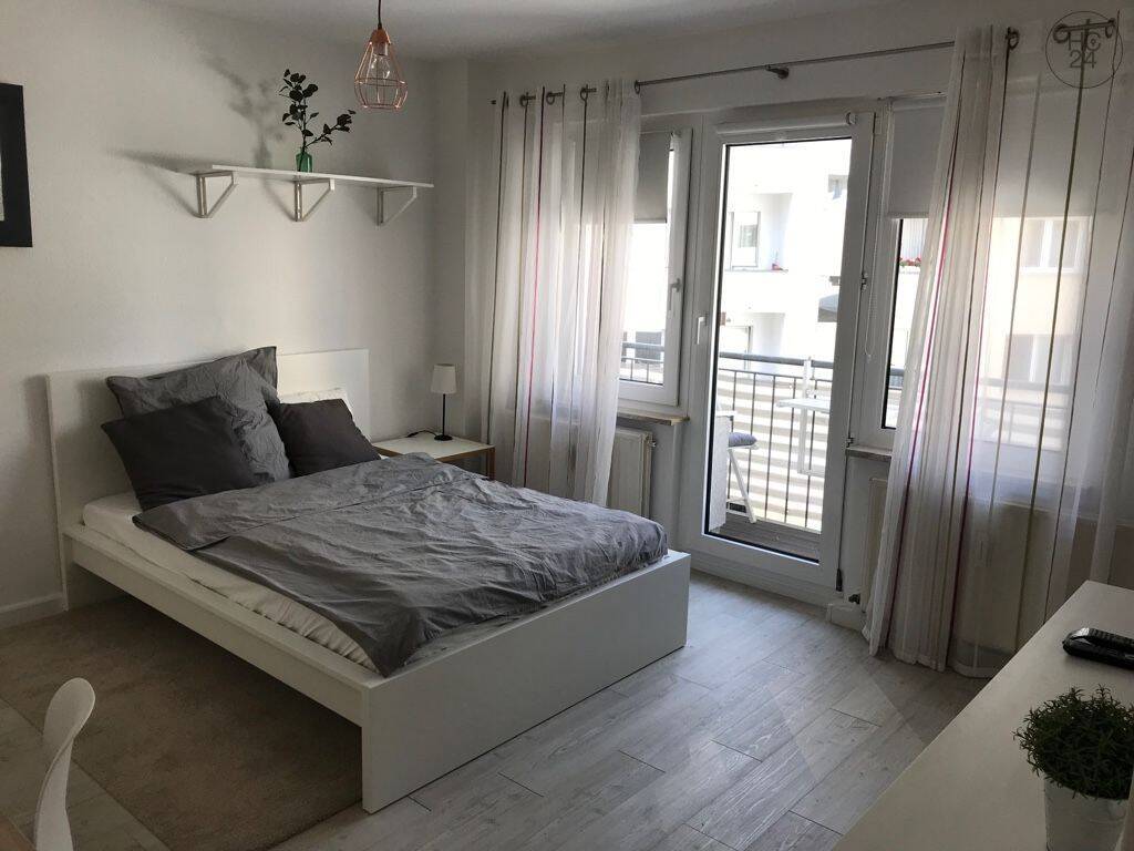 Möbliertes Apartment mit Balkon im Friesenviertel – Köln – Vorschaubild 2