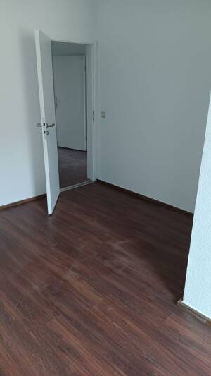 studentenfreundliche 3-Zimmer-Wohnung zur Miete in Krämpfervorstadt, Erfurt – 99085 Erfurt – Vorschaubild 3