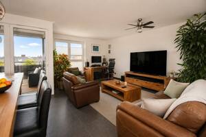 Stilvolle 2-Zimmer-Wohung in Barmbek-Nord mit Aussicht über Hamburg... – 22307 Hamburg – Vorschaubild 6