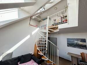 SCHICKE 3-ZI-MAISONETTE-WOHNUNG MIT TIEFGARAGE UND LIFT - für Kapitalanleger in moderner Wohnanlage – 90763 Fürth – Vorschaubild 8