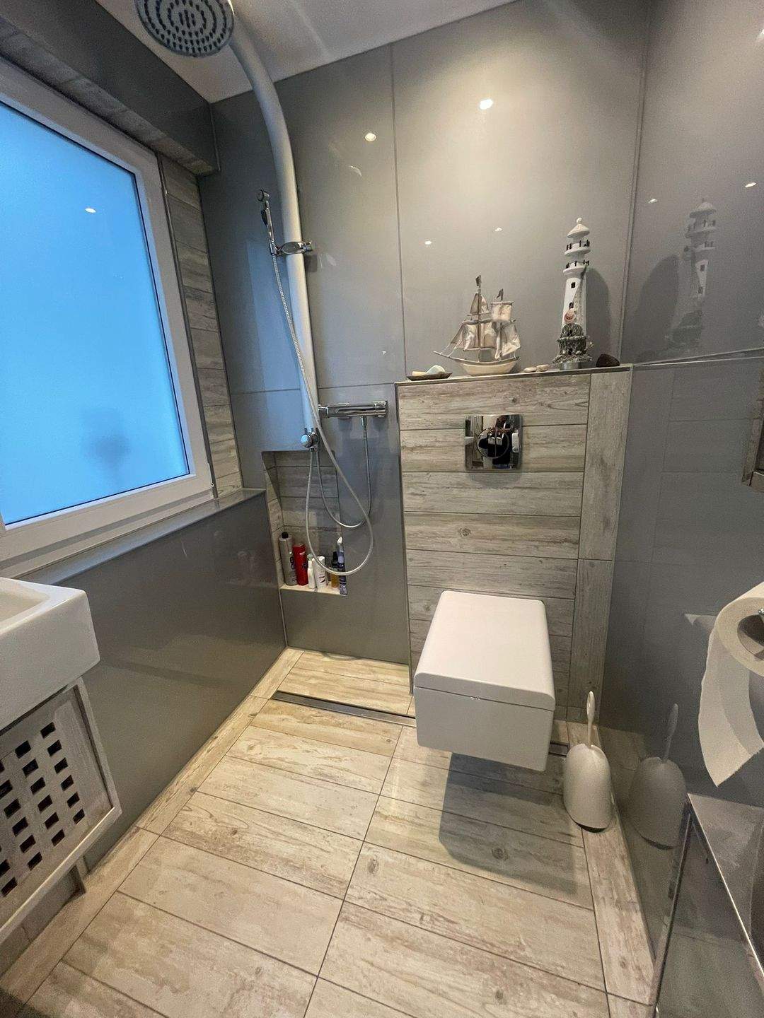 Einziehen und Wohlfühlen-komplett modernisiertes Einfamilienhaus Zentrumsnah – Wipperfürth – Vorschaubild 4