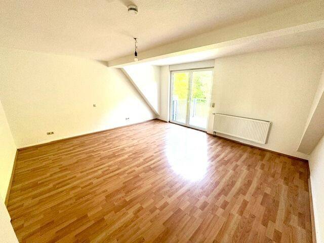 Familientraum mit Gartenanteil - 4 ZKB mit Balkon in begehrter Lage von Trier-Ost. – Trier – Vorschaubild 2