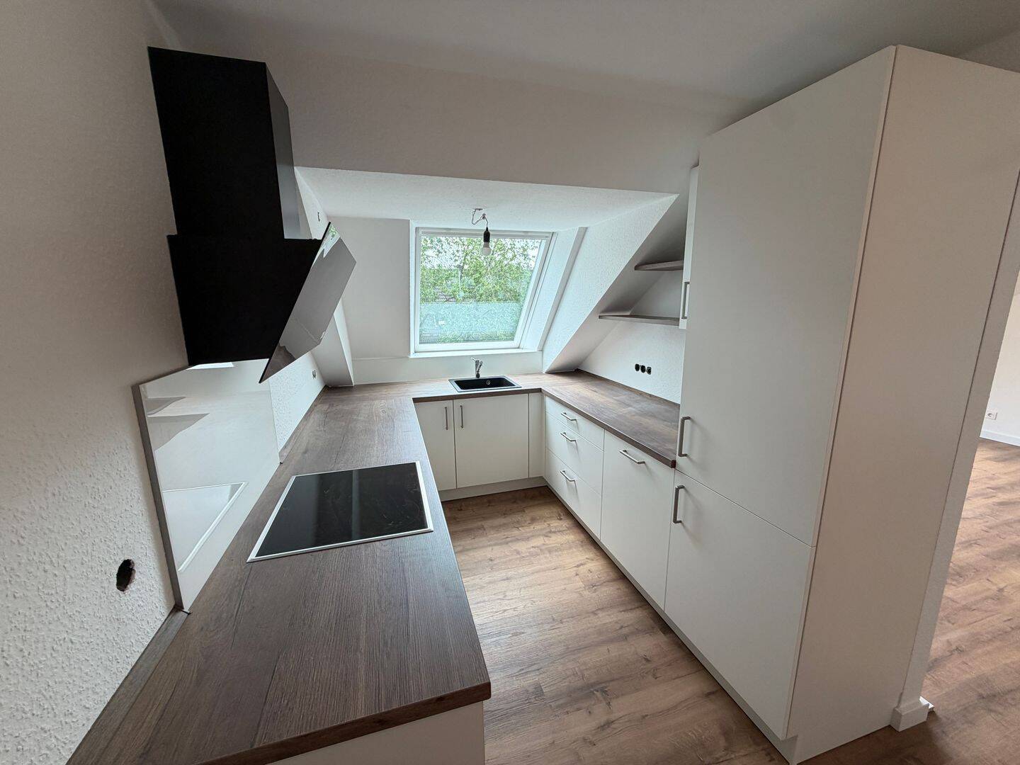 Erstbezug - Renovierte 3-Zimmer-Wohnung in Rüttenscheid (Balkon, Küche, TG Stellplatz, etc) – Essen – Vorschaubild 3