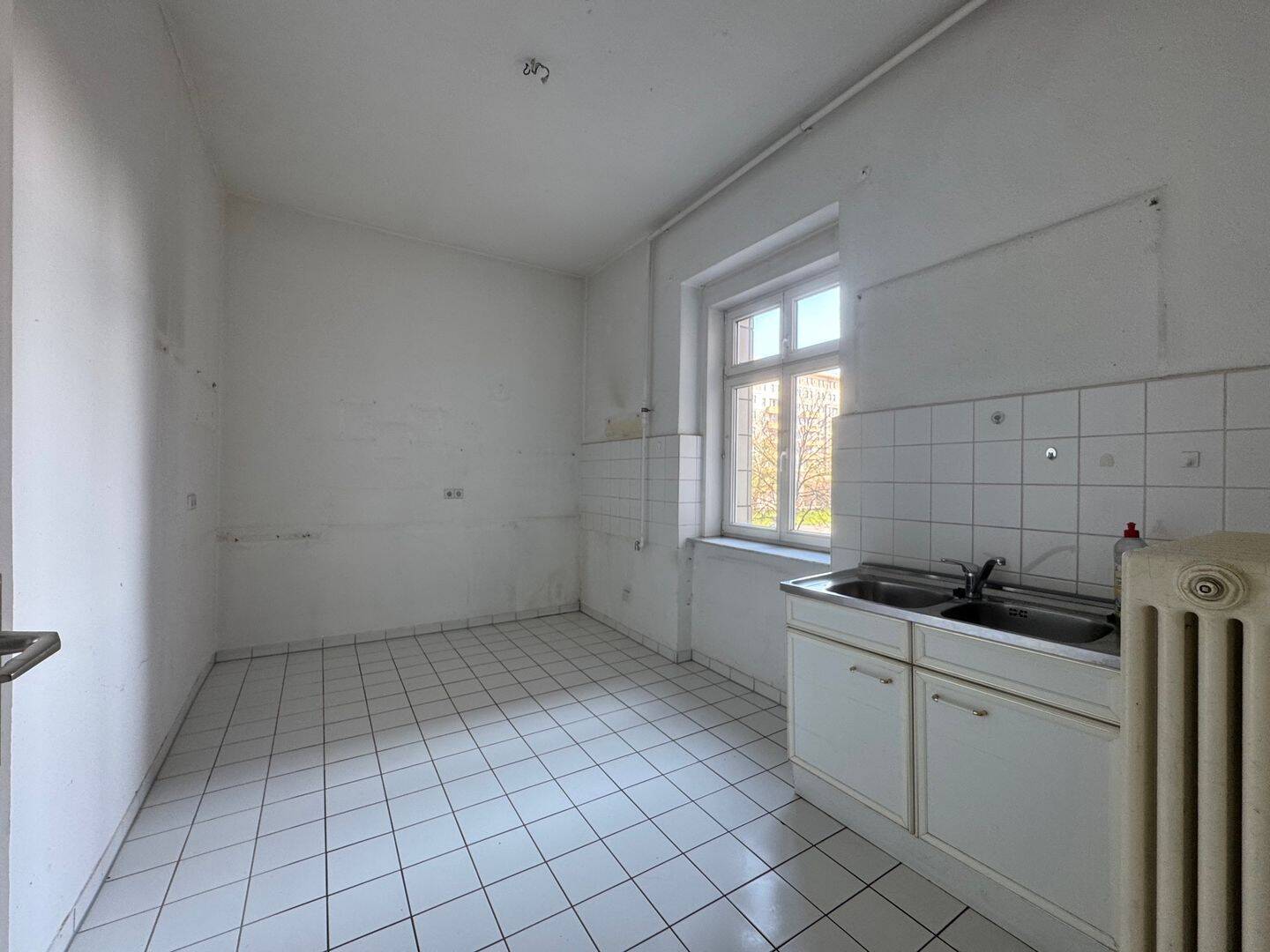 Wohnen im Kulturdenkmal: Renovierungsbedürftige Wohnung | 3 große Zi | 91 m² – Berlin – Vorschaubild 9