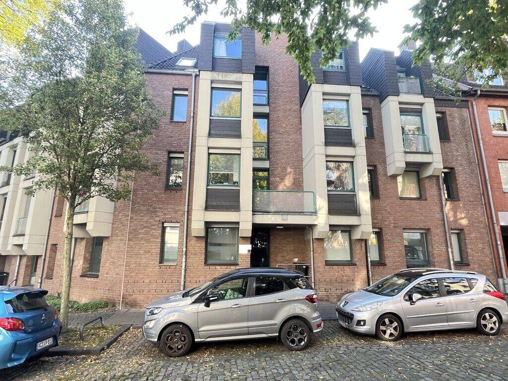 Bezugsfreie 2-Zimmerwohnung mit Balkon unweit vom Aachener Dom – Aachen – Bild 1 von 9