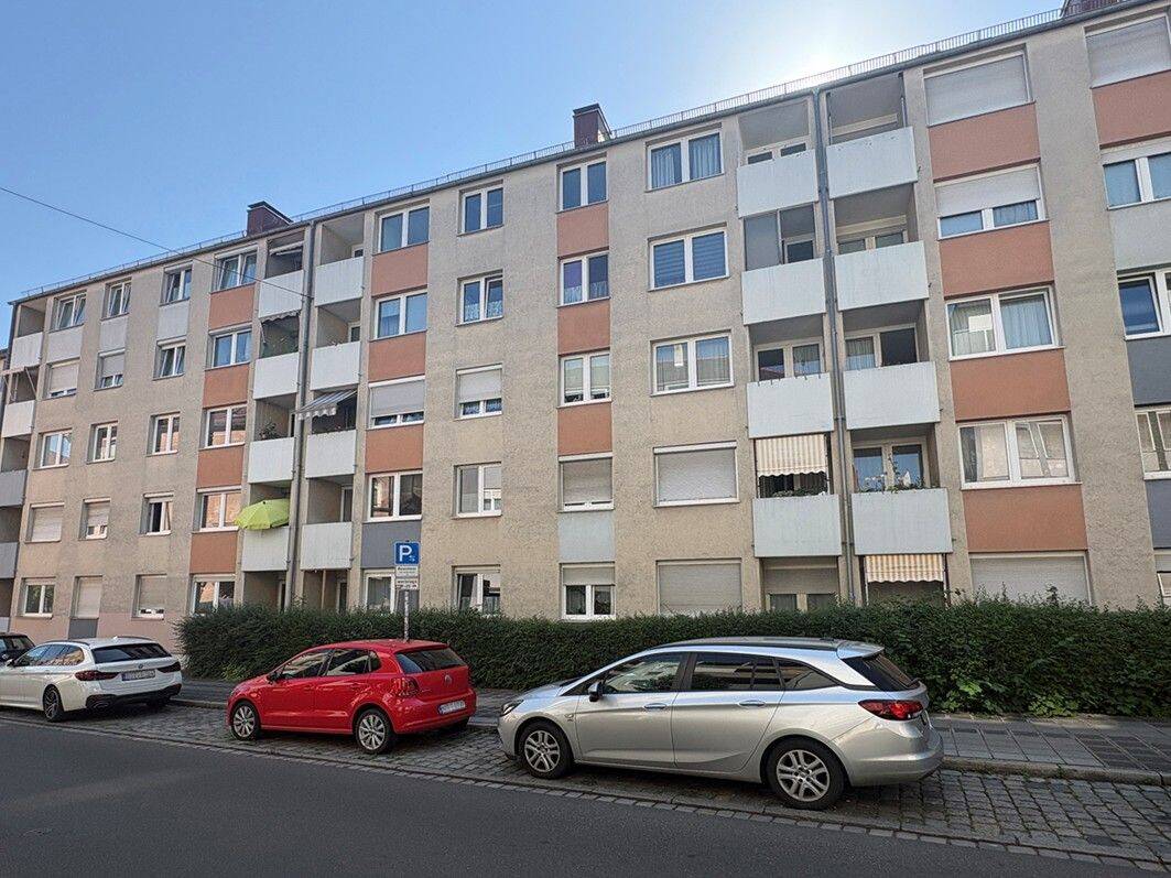 Nur wenige Schritte zum Rosenaupark - bezugsfreie 3-Zimmer-Wohnung – Nürnberg – Vorschaubild 2