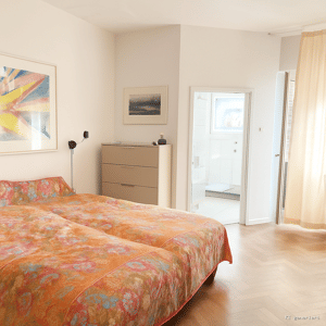 Düsseldorf-Golzheim! Tolle 3-4-Zimmer Altbauwohnung mit Balkon und TG-Einstellplatz!!! – 40474 Düsseldorf – Vorschaubild 7