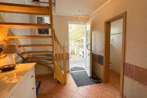 Sonniges Einfamilienhaus mit Pool in zweiter Reihe! – 12524 Berlin – Vorschaubild 6