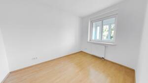 Leerstehende 2,5 Zimmerwohnung! Loggia! Tageslichtbad! Badewanne! – 1277 Dresden – Vorschaubild 4