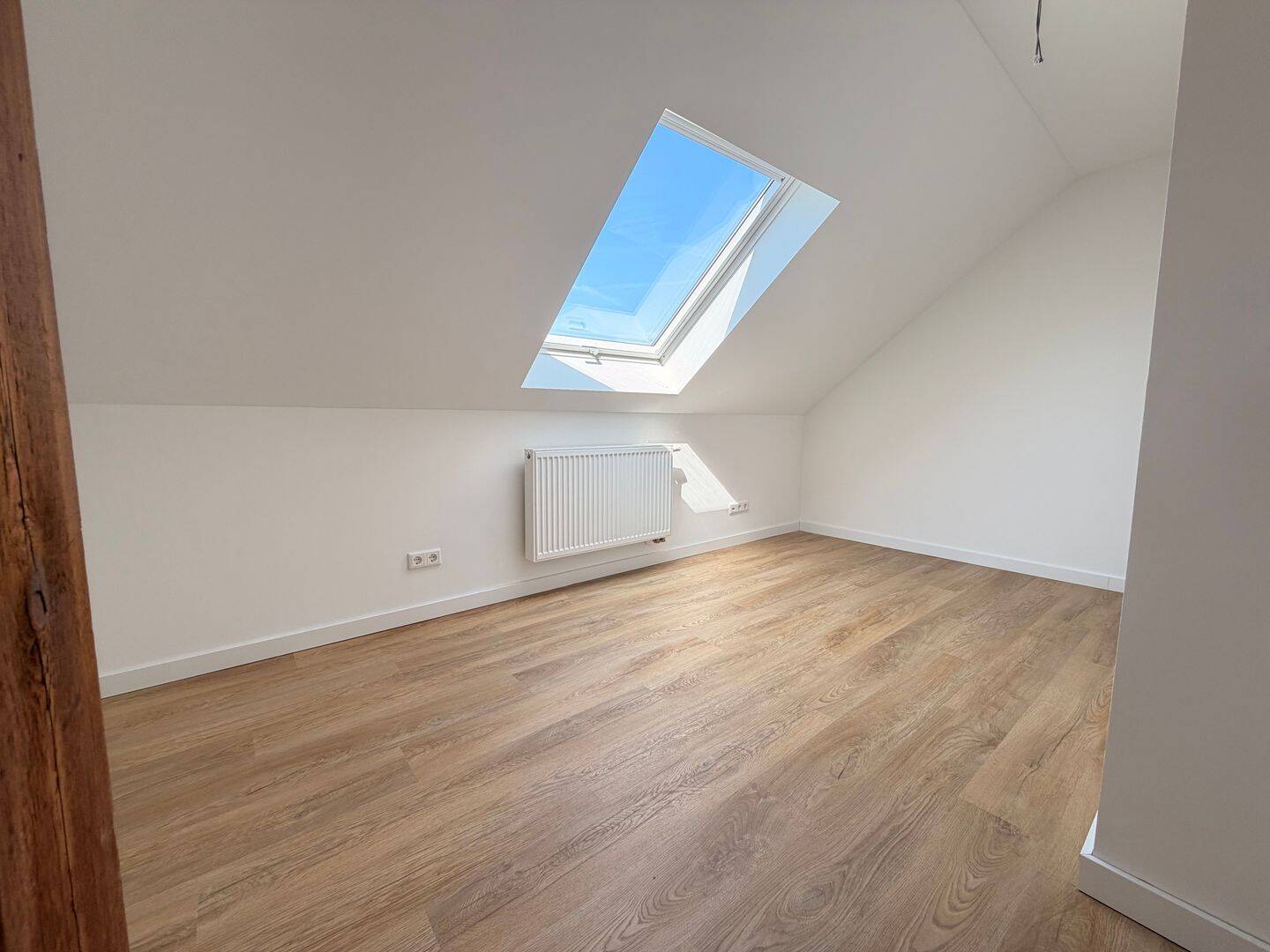 Erstbezug nach DG-Ausbau +++ Moderne 3-Zimmer-Wohnung mit Einbauküche & Aufzug – Nürnberg – Vorschaubild 7