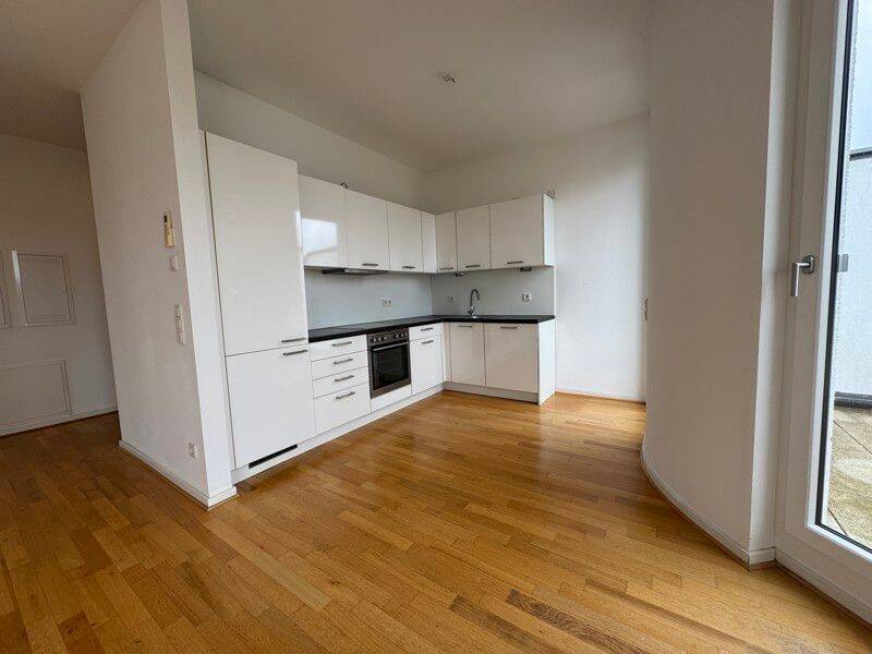 Nette Nachbarn gesucht: günstige 3-Zi.-Wohnung mit Einbauküche und Klimaanlage – Leipzig – Vorschaubild 3
