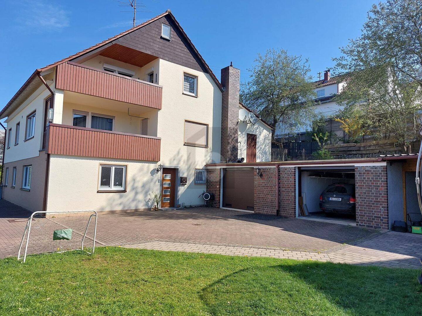 SCHÖN RENOVIERTES OBJEKT IN GUTER LAGE
