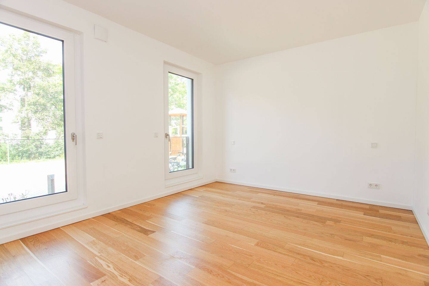 Stilvolle und moderne 2-Zimmer-Terrassenwohnung – München – Vorschaubild 5