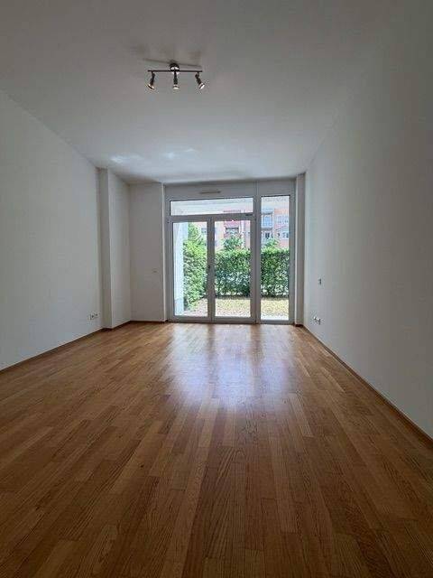 Zentrale Lage: Sehr schöne sonnige, ruhige luxuriöse 3-Zimmer-Wohnung mit 2 Terrassen und Gärten, KFZ-Stellplatz – Nürnberg – Vorschaubild 7
