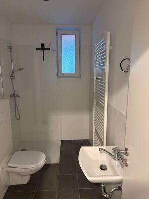 Modernes Apartement mit großem Balkon in Gelsenkirchen – 45883 Gelsenkirchen – Vorschaubild 3