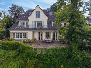 Zeitlose Eleganz auf einem Parkgrundstück - Repräsentative Villa in exklusiver Bonner Rheinlage – 53179 Bonn – Vorschaubild 3