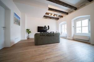 Sanierte und möblierte 2-Zimmer-Wohnung in der Altstadt - ab 1 Monat zu mieten. Frei ab 01.11. – 93047 Regensburg – Vorschaubild 3