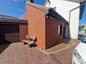 Ebenerdiger Wohnraum mit Gartenoase mitten in Varel ! PLUS Historisches Zweifamilienhaus mit 1.200 Mieteinnahmen im Monat! – 26316 Varel – Vorschaubild 4