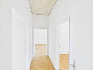Substanz trifft Chance: Sanierungsbedürftiges Haus mit Erweiterungspotenzial – 51069 Köln – Vorschaubild 5