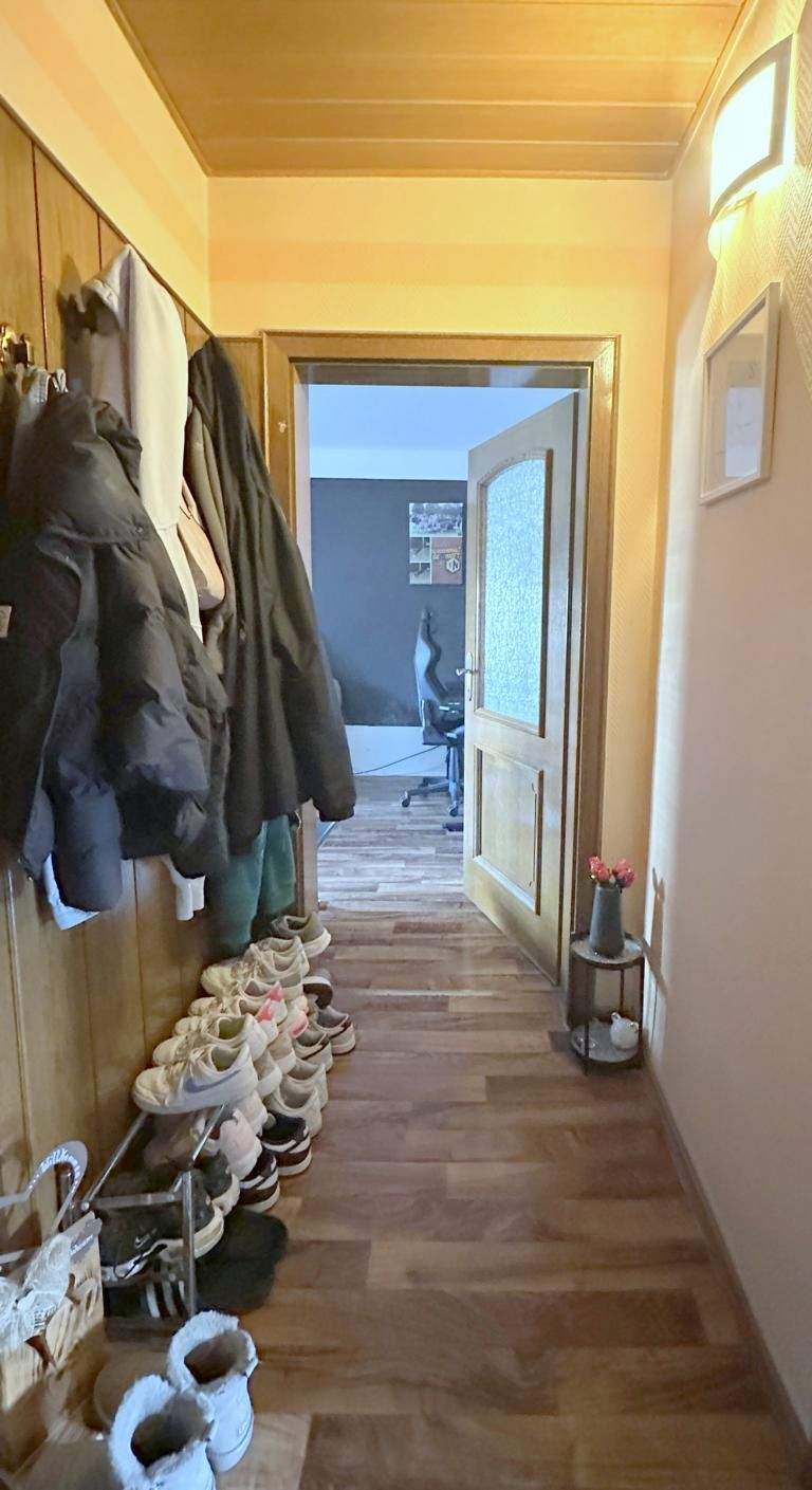 *Mehrgenerationenhaus in Giesenkirchen, mit Innenhofgarten und vielseitigen Nutzungsmöglichkeiten!* – Mönchengladbach – Vorschaubild 6
