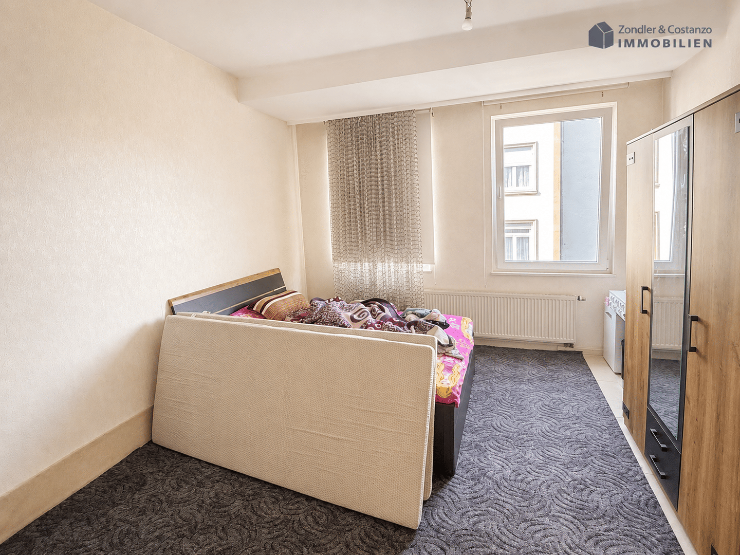 ZENTRALE WOHNLAGE IN S-OST: * 3,5-Zi.-Whg. * ca. 112,4 qm * EBK * 2 Balkone * TL-Bad * sep. WC * – Stuttgart – Vorschaubild 5