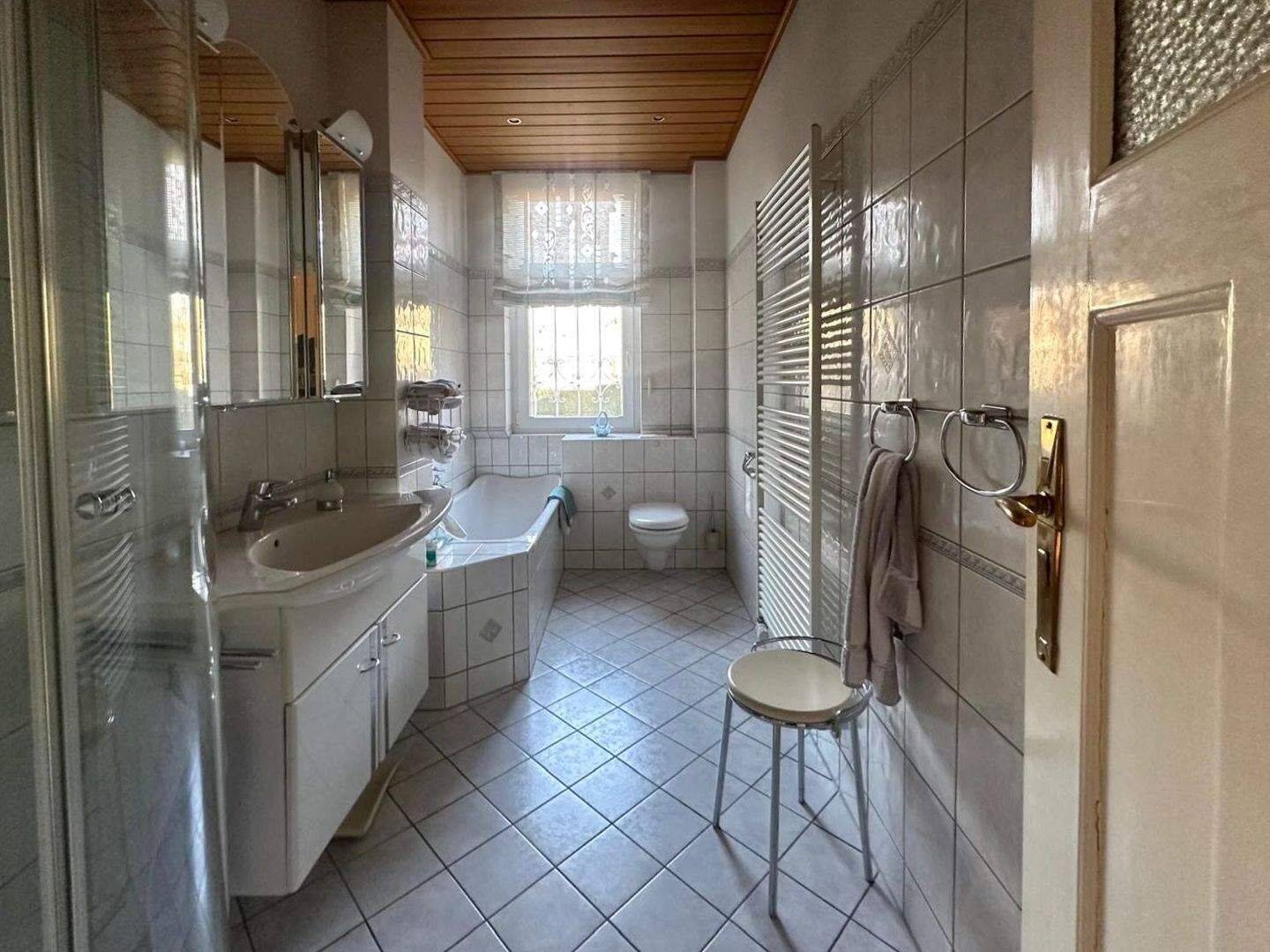 SCHÖNER ALTBAU MIT 3 WOHNEINHEITEN - GARTEN, HOBBYRÄUME & SAUNA - 2 VERMIETETE + 1 LEERE EINHEIT(EE – Berlin – Vorschaubild 8