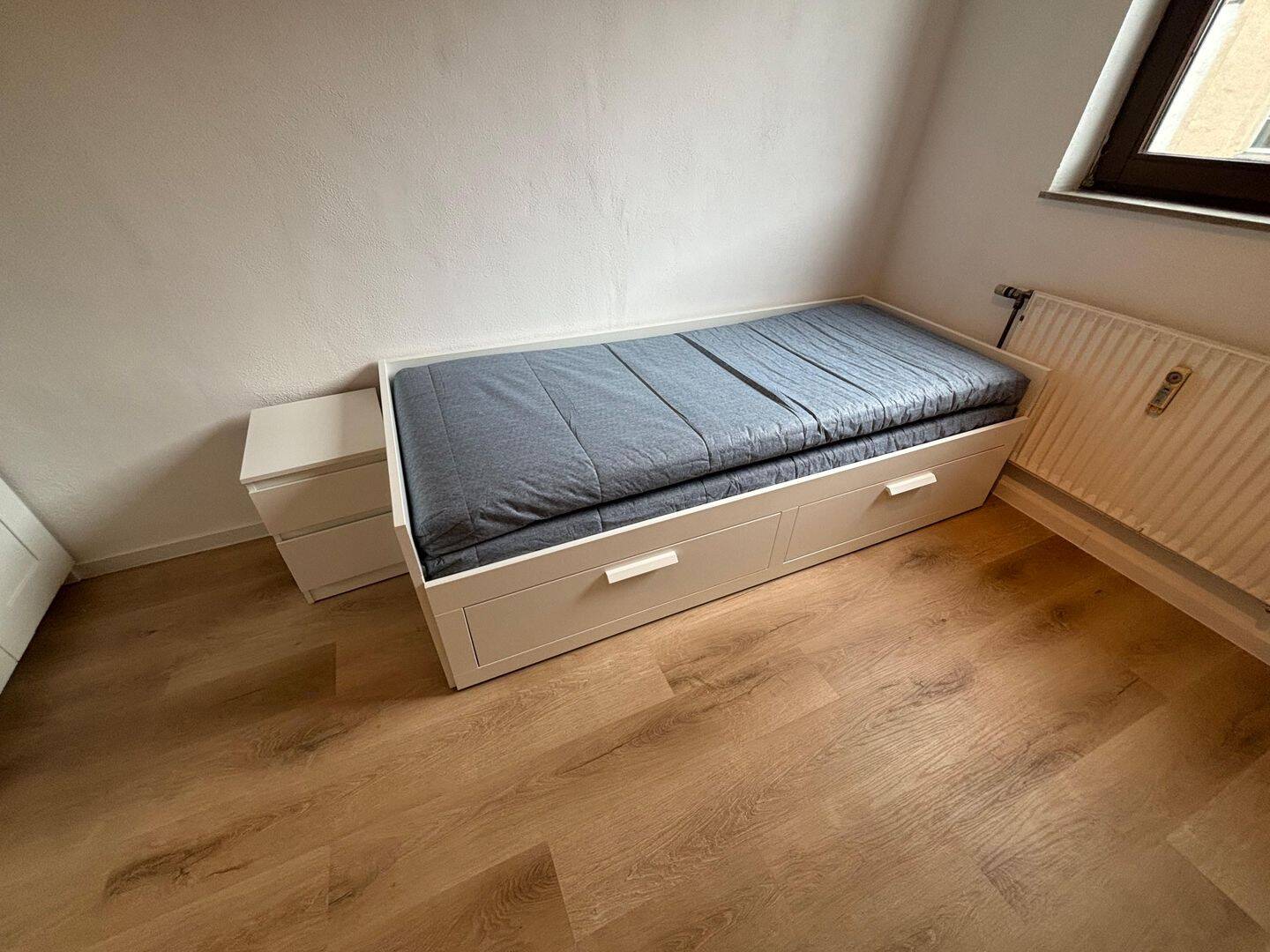 Vermietetes, voll möbliertes Studentenapartment in Top-Lage Erlangen (Kapitalanlage) – Erlangen – Vorschaubild 5