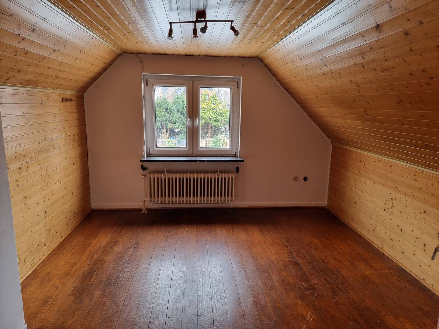 Geräumiges 5 -Zimmer- Haus in Norderstedt- Garstedt – Norderstedt – Vorschaubild 5
