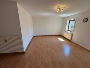 Lage, Ruhe, Raum: Attraktive 62 qm Wohnung in zentraler Lage (provisionsfrei)mit Tiefgaragenplatz