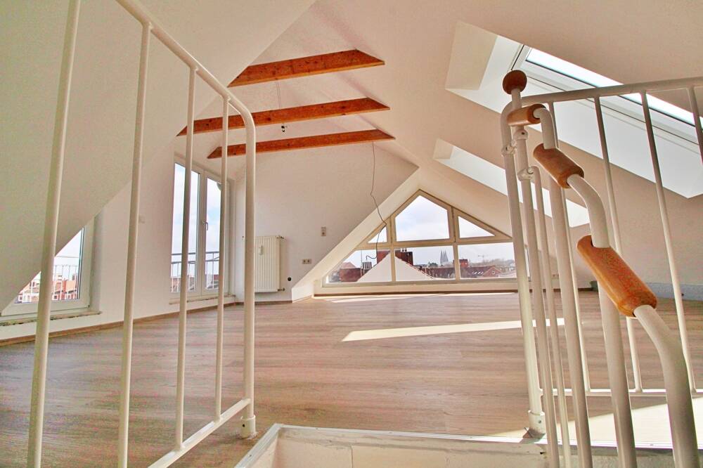 City - Blick über die Dächer gemütl. Maisonette - 3 Zimmer mit 2 Balkonen – Bremen – Bild 1 von 9