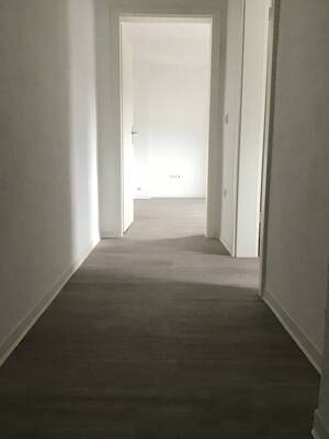 Flotte 2-Zimmer-Dachgeschosswohnung in Stadtlage! – 45138 Essen – Vorschaubild 2