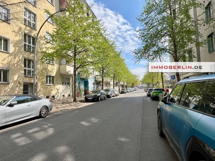 IMMOBERLIN.DE - Aparte Altbauwohnung in gefragter Kiezlage – Berlin – Vorschaubild 2