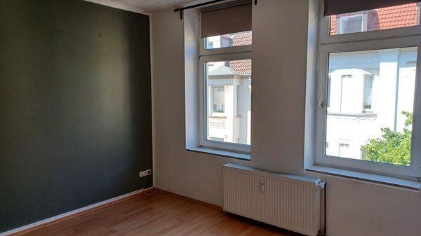 Charmante Altbau-Wohnung mitten in Holsterhausen – Essen – Vorschaubild 2