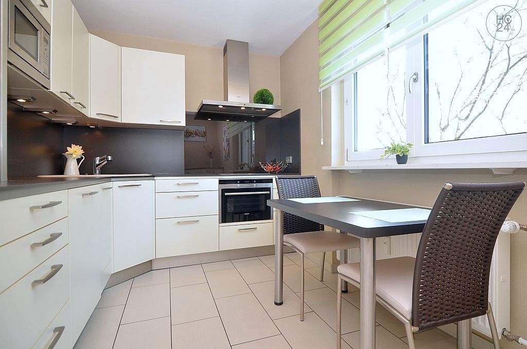 Gemütlich möblierte Wohnung mit Balkon in Nürnberg/Schweinau – Nürnberg – Vorschaubild 3